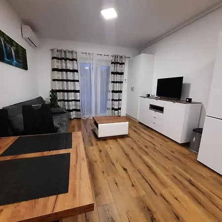 Elegant - Sonia - In Kubik Resident Building Appartement *