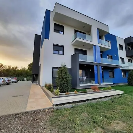 Elegant - Sonia - In Kubik Resident Building Appartement *